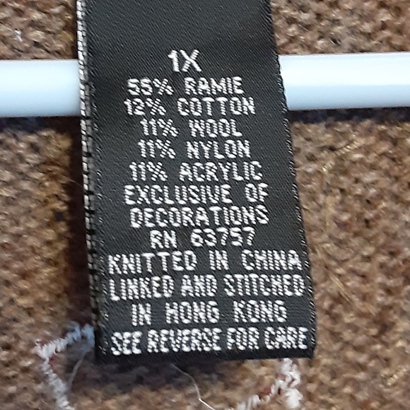 Designers Originals Studio Fa La La Embellished Christmas Vest - Picture 3 of 9